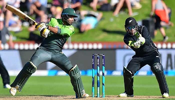 New Zealand beat Pakistan 46 runs to lead 1-0