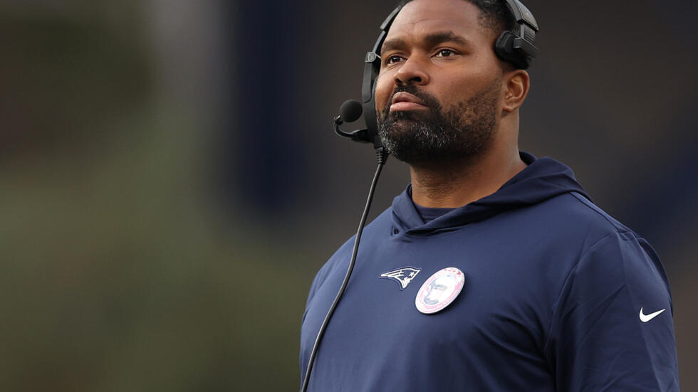 Patriots choose Jerod Mayo as Bill Belichick's replacement